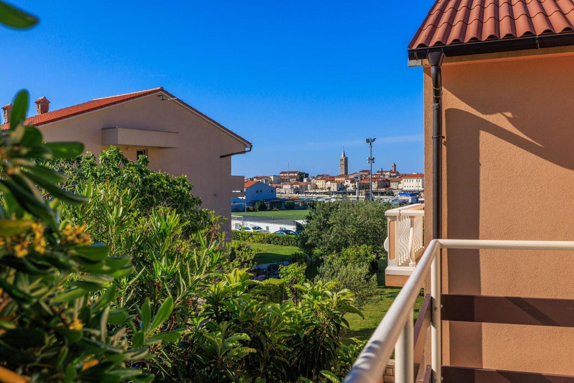 Apartment Zdravka Banjol Bagian luar foto