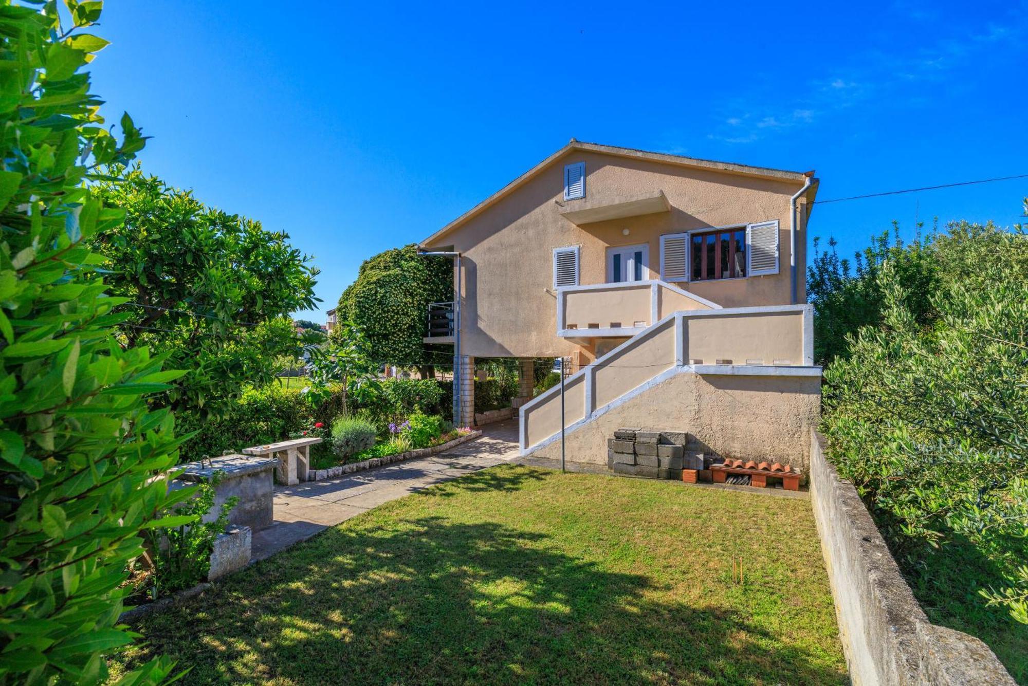 Apartment Zdravka Banjol Bagian luar foto